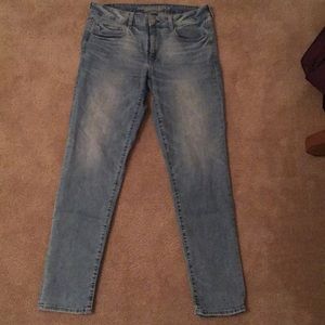 Light wash Skinny jeans